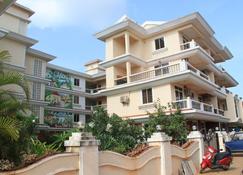 Riverside Apartment: 2 Bdr, 2 Bath Full Furnished Modern Apt in South Goa - Cavelossim - Building