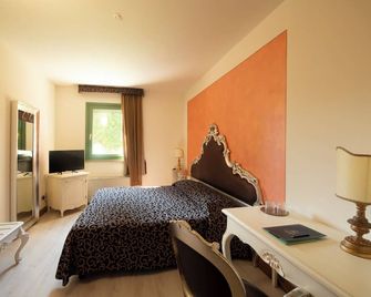 La Corte San Lorenzo - Moscazzano - Bedroom