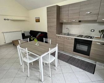 Oma Residence (2 Bedroom Apartment) - Pavía - Cocina