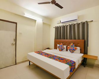 Fabexpress Osca Inn - Nagpur - Bedroom