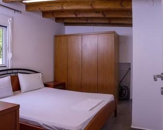 No2 Dimitra' s Country House in forest and sea - Nikiti - Sypialnia