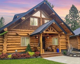 LOG HOME new built- 4bds-3 levels-golf nearby - Rexford - Building