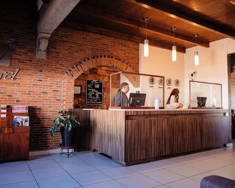 Hotel Del Angel, Apizaco - Apizaco - Front desk