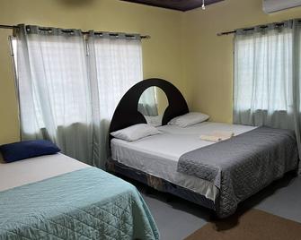 Hotel vista al cayo - La Ceiba - Bedroom