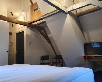 Art Hotel Harlingen - Harlingen - Habitación