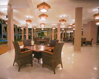 Breeze Pasikudah - Kalkudah - Lobby