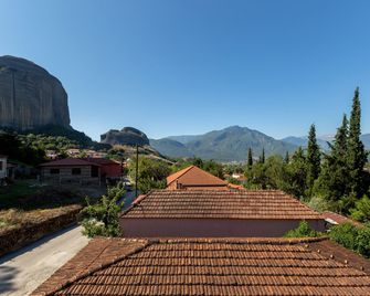 San Giorgio Villa - Kalabaka - Widok na zewnątrz
