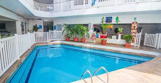 假日加勒比酒店 - 聖安德魯 - 聖安德烈斯 - 游泳池