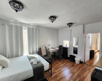 Stone House Kenora - Kenora - Bedroom