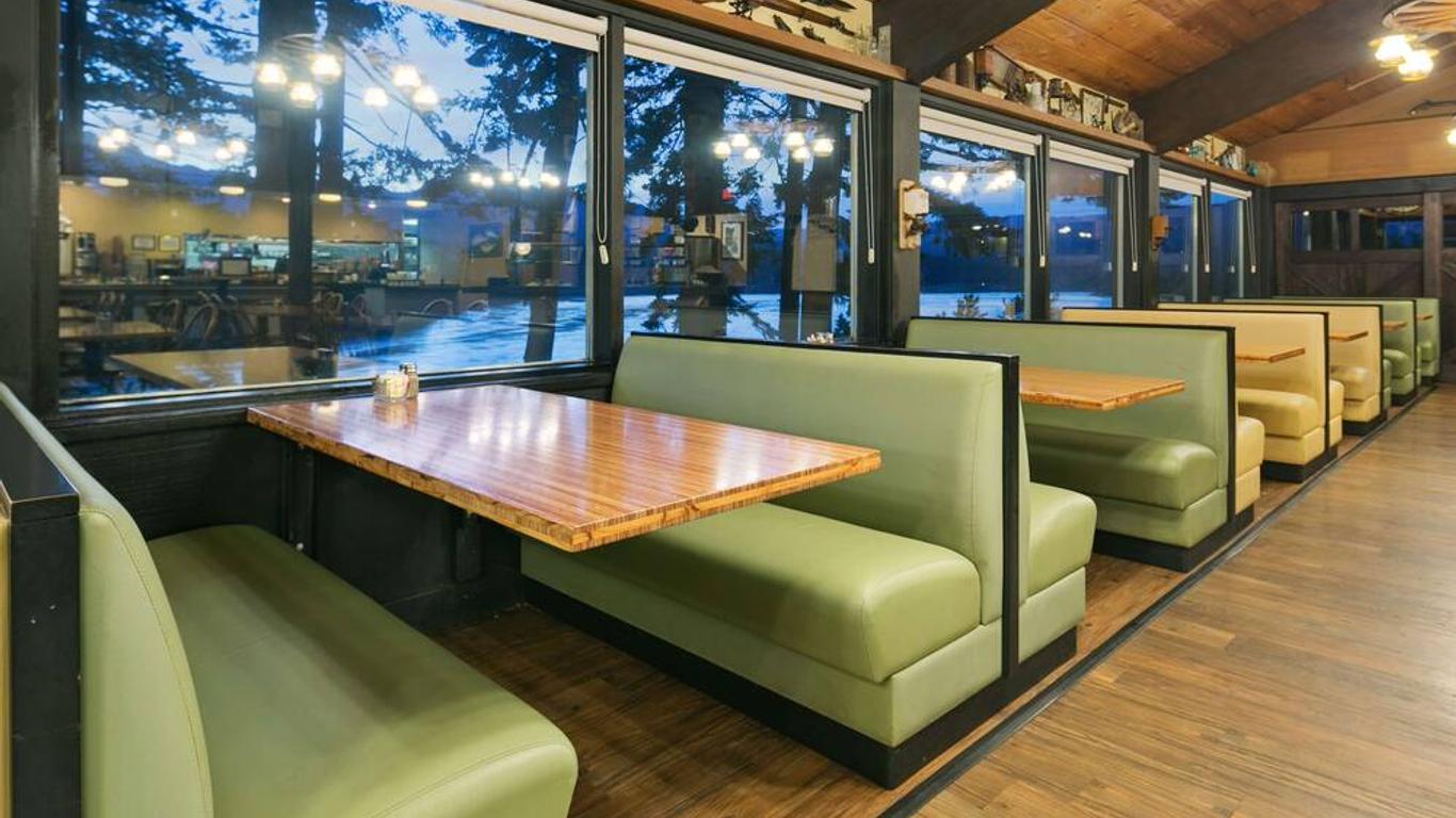 Best Western Plus Columbia River Inn