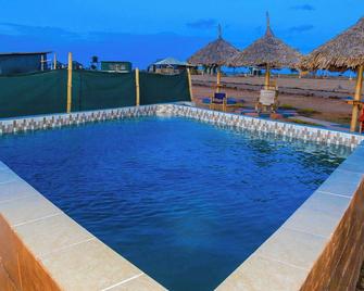 Amanya 1-Bed Zebra Tent - Amboseli - Pool