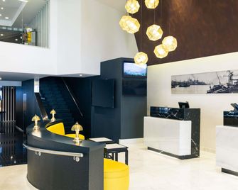 Mercure Bilbao Jardines De Albia - Bilbao - Resepsionis