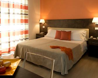 Hotel Giulia - Camaiore - Bedroom