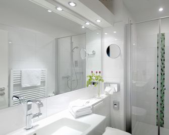 Akzent Hotel Bavaria Oldenburg - Oldenbourg - Salle de bain