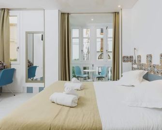 Hostal Gravina - Tarifa - Habitación