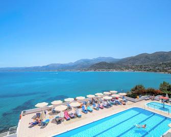 Horizon Beach Hotel - Stalida - Piscine