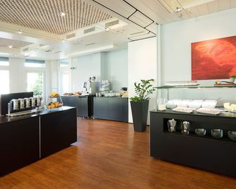 Hotel Holiday Thun - Thun - Obývací pokoj