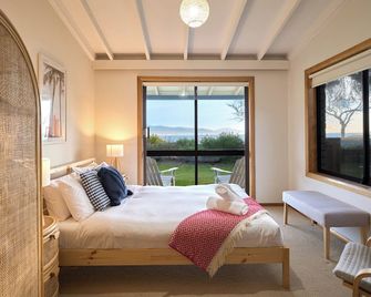 Waubs Beach Cottage Bicheno - Bicheno - Habitación