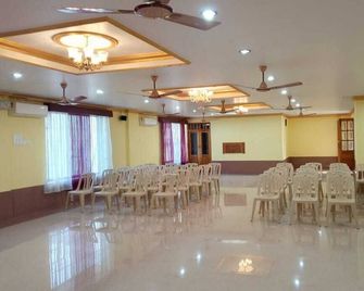 Hotel Chembiyan - Pudukkottai