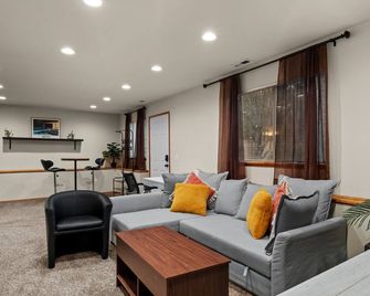 Cozy backyard retreat near Lake Meridian - Kent