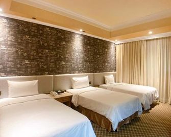 All Fun Business Hotel - Taichung City - Bedroom