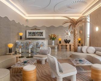 Hôtel Le Soleia by Inwood Hotels - Nisa - Lounge