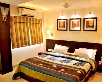 Hotel Pearl - Indore - Habitación