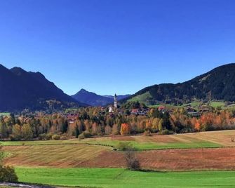 Hotel Kienberger Hof - Pfronten - Widok na zewnątrz