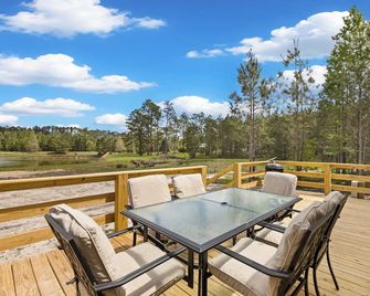 The Hideaway at Goose Pond Acres- Private Waterfront Retreat - Monticello - Balkón