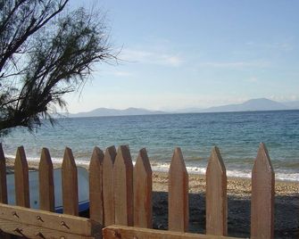 Beachfront Home For 4, Kalifteri Beach, Afissos - Afissos - Strand