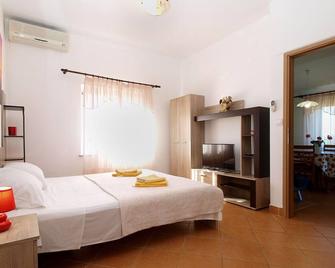 Apartments Stanko 777 - Fasana - Camera da letto