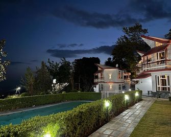 The Whispering Winds Resort - Dharamshala - Bygning