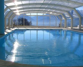 Apartment is Located in a Villa 700m Above sea Level - Stenico - Bazén