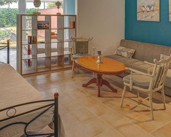Hotel Villa Sevasti - Sevasti - Sala de estar