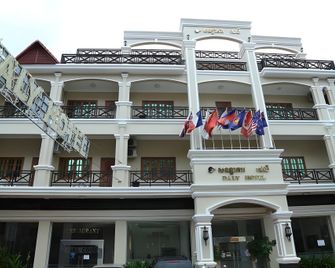 Daly Hotel - Kampong Cham - Edificio