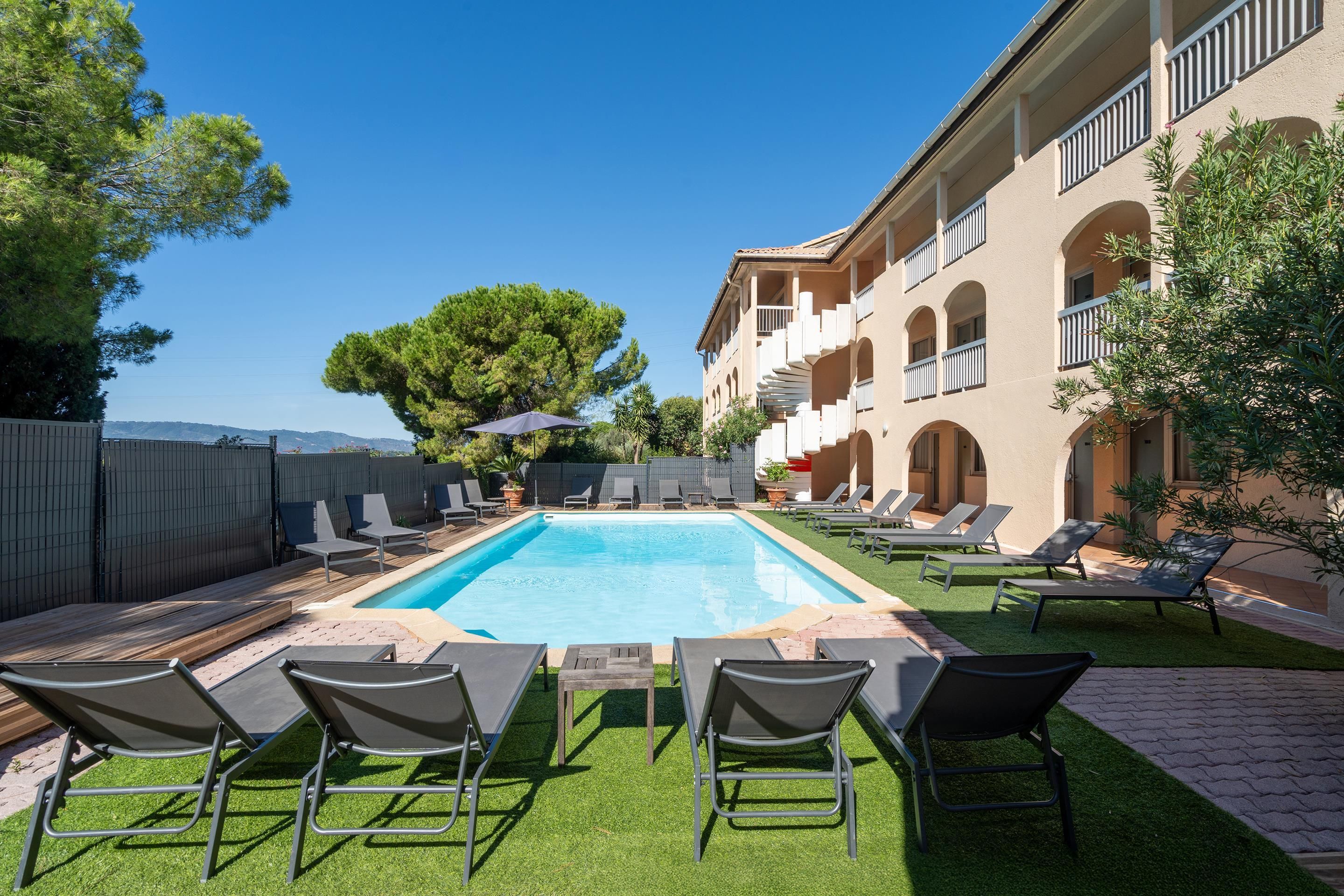 Sure Hotel by Best Western Mougins Belvedere - Mougins - Pool