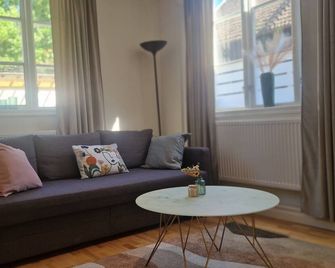 Central City Apartment B - Nyköping - Soggiorno