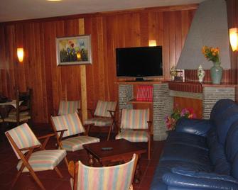 Albergo Da Tosca - Abetone - Wohnzimmer