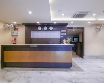 Hotel Pratap Iinternational by ShriGo Hotels - Samāstipur - Recepción