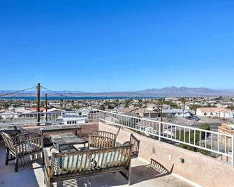 Patio, Rooftop Deck and Mtn Views Lake Havasu Home! - Lake Havasu City - Balkon
