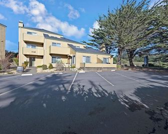 Bodega Coast Inn and Suites - Bodega Bay - Budova