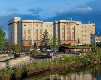 SpringHill Suites by Marriott Fairbanks - Fairbanks - Rakennus