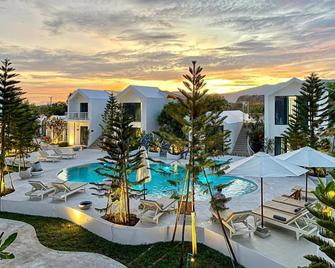 Montagne Residence - Kampot - Pool