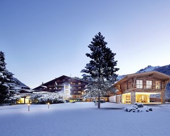 Relais&Châteaux Spa-Hotel Jagdhof - Neustift im Stubaital - Edificio