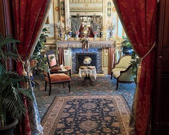 The Stegmaier Mansion Guest House - Wilkes-Barre