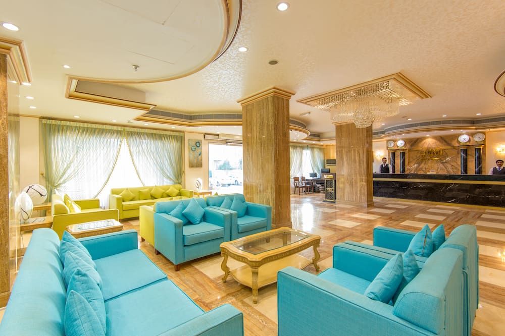 فندق أمواج الدولي