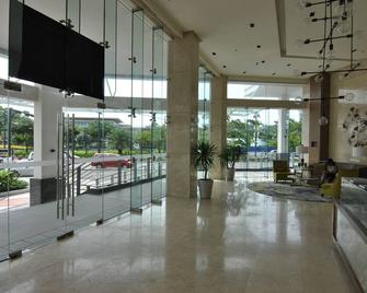 One Madison Towers - Iloilo City - Lobby