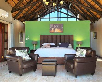 Morokolo Safari Lodge Self-catering - Pilanesberg