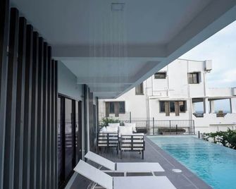 Avaya Oasis - Guyana Suite - Carenage