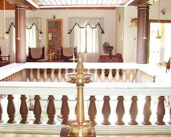 Ayuryogashram Heritage - Thrissur - Lobby